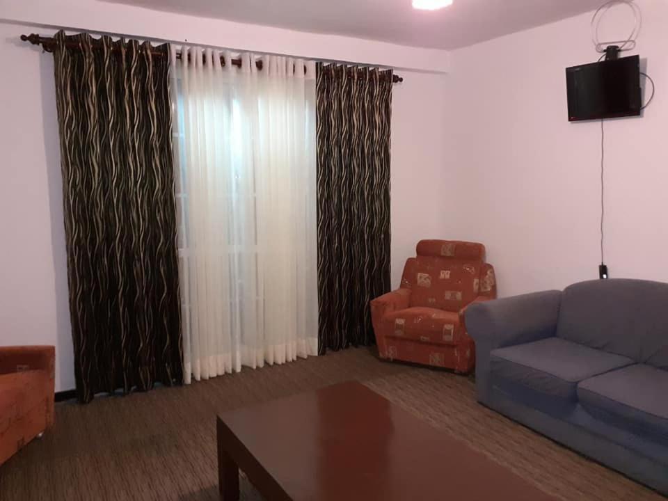 Elevate 360 Holiday Bungalow Hotel Nuwara Eliya Buitenkant foto